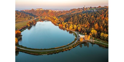 Reisemobilstellplatz - Frischwasserversorgung - Österreich - Der Sulmsee im Herbst - Sulmsee Camping