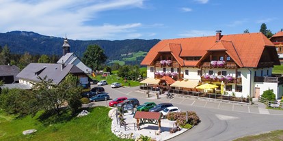 Reisemobilstellplatz - Umgebungsschwerpunkt: Berg - Österreich - Haus- und Umgebung beim Moser - Alpengasthaus Moser