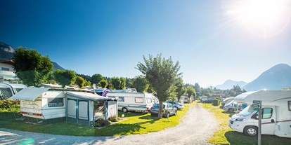 Reisemobilstellplatz - Wohnwagen erlaubt - Camping Sommer - Camping Inntal