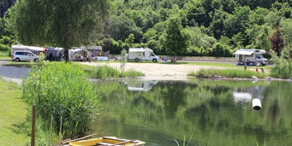 Reisemobilstellplatz - Umgebungsschwerpunkt: Fluss - Österreich - Unser kleiner, feiner Sandstrand - nicht nur bei Kindern beliebt. - Pielachtal Camping