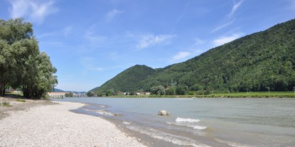Reisemobilstellplatz - Art des Stellplatz: bei Gewässer - Schwaben - Donau - Camping an der Donau