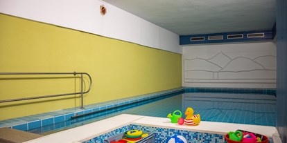 Reisemobilstellplatz - Swimmingpool - St. Margareten im Rosental - Hotel-Hallenbad - FKK Resort Rutar Lido