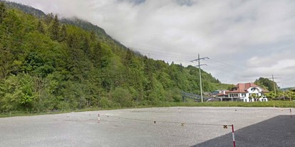 Motorhome parking space - öffentliche Verkehrsmittel - Switzerland - Talstation Niesenbahn AG Mülenen