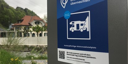 Motorhome parking space - öffentliche Verkehrsmittel - Switzerland - Talstation Niesenbahn AG Mülenen