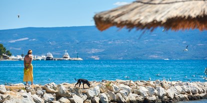 Reisemobilstellplatz - Umgebungsschwerpunkt: Strand - Dalmatien - CAMPING STOBREC SPLIT