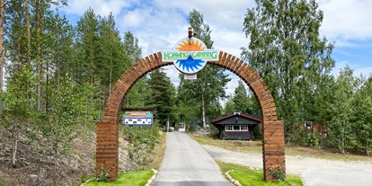Reisemobilstellplatz - WLAN: nur um die Rezeption vorhanden - Norwegen - Koppang Camping entrance - Koppang Camping og Hytteutleie