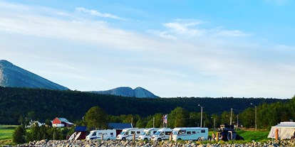 Reisemobilstellplatz - Art des Stellplatz: im Campingplatz - Nordnorwegen -  Pitch for Motorhome  - Base Camp Hamarøy