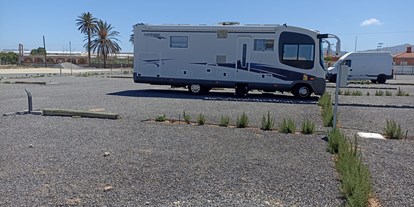 Reisemobilstellplatz - Stromanschluss - Costa de Almería - Parcelas - Camper Área Cabo de Gata