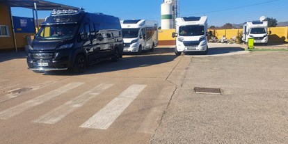 Reisemobilstellplatz - öffentliche Verkehrsmittel - Spanien - Area Parking Autocaravans