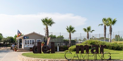 Motorhome parking space - Angelmöglichkeit - Costa del Maresme - Eingang des Camping del Mar - Camping del Mar