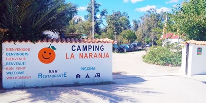 Motorhome parking space - WLAN: nur um die Rezeption vorhanden - Spain - Camping la Naranja