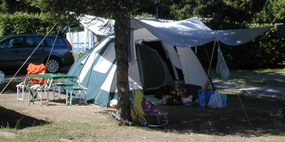Reisemobilstellplatz - Badestrand - Italien - Camping Trelago