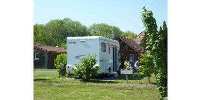 Motorhome parking space - Boiry-Notre-Dame - Stabilized pitch for motorhomes with electricity, water acess and grey waters - Camping de la Sensée