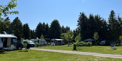 Reisemobilstellplatz - Wohnwagen erlaubt - Houffalize - Camping Au Bout Du Monde
