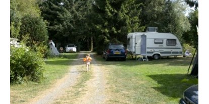 Motorhome parking space - Bademöglichkeit für Hunde - Belgium - Camping Aux Sources de Lescheret