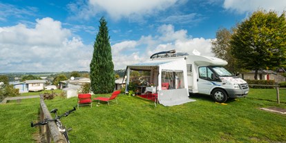 Motorhome parking space - Swimmingpool - Eifel - Camping Worriken Camper - Camping Worriken