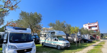 Motorhome parking space - Umgebungsschwerpunkt: Meer - Zadar - Camp Matea