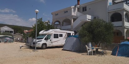 Motorhome parking space - Wohnwagen erlaubt - Zadar - Šibenik - Camping Sukošan Beach