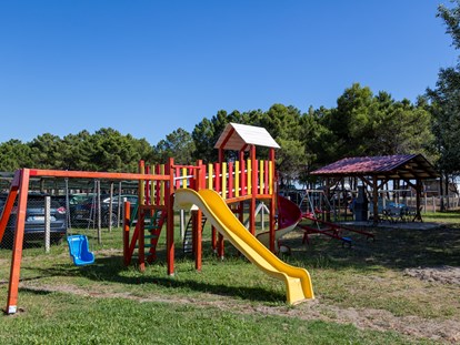 Reisemobilstellplatz - Umgebungsschwerpunkt: Strand - Ulcinj - Child playground - MCM Camping