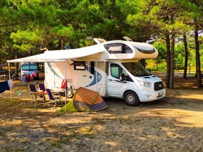 Motorhome parking space - Grauwasserentsorgung - Montenegro federal state - RVPark in the Sun - MCM Camping