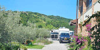 Reisemobilstellplatz - Wohnwagen erlaubt - Slowenien - Kamp Brda, Camping & Rooms