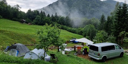 Reisemobilstellplatz - Umgebungsschwerpunkt: Fluss - mavčiče - Kraljev hrib Camping