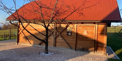 Motorhome parking space - Art des Stellplatz: am Bauernhof - Ljubljana - Reception I Empfang  - Camping in Tourist village Pristava I Zelten in Feriendorf Pristava