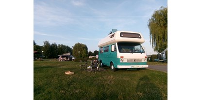 Reisemobilstellplatz - Wohnwagen erlaubt - Frankreich - Le camping du Staedly