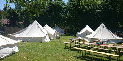 Reisemobilstellplatz - Duschen - Mnetěš - Camp Herzog
