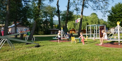 Reisemobilstellplatz - Golf - Camping Rožnov
