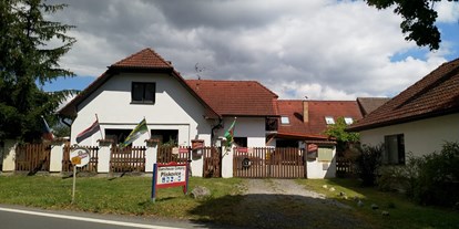 Motorhome parking space - Grauwasserentsorgung - Czech Republic - Gasthaus - Camping & Guesthouse Pliskovice