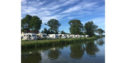 Reisemobilstellplatz - Wohnwagen erlaubt - Westpommern - Camping na Granicy nr 125 Mielno