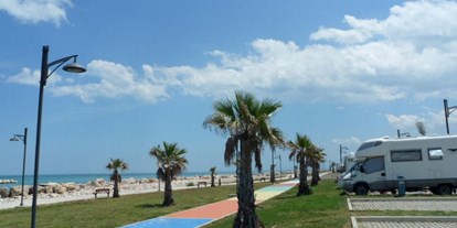 Motorhome parking space - Umgebungsschwerpunkt: Meer - Foggia - Camper Park Rio Vivo