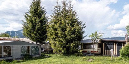 Reisemobilstellplatz - Wohnwagen erlaubt - Zugspitze - Großzügige Naturstellplätze am Camping Biberhof - Stellplatz am Camping Biberhof