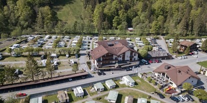 Motorhome parking space - Hallenbad - Switzerland - Campingplatz Eienwäldli*****
