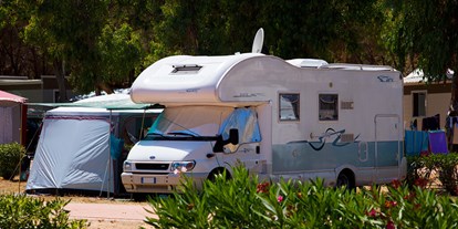 Motorhome parking space - Hunde erlaubt: Hunde erlaubt - Costa Paradiso - Campingplatz Baia Blu La Tortuga****