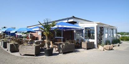 Reisemobilstellplatz - Frischwasserversorgung - Ostsee - SB-Shop und Restaurant mit Sonnenterrasse - Wohnmobilpark Ostseeblick
