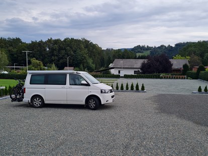 Motorhome parking space - WLAN: am ganzen Platz vorhanden - Styria - GenusSTA 