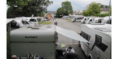 Motorhome parking space - WLAN: am ganzen Platz vorhanden - Hesse - Wohnmobilhafen Hansestadt Korbach