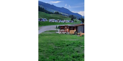 Reisemobilstellplatz - Umgebungsschwerpunkt: Berg - Graubünden - Stellplatz +plus+ Heinzenberg-Lescha
