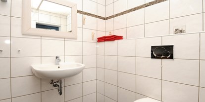 Reisemobilstellplatz - Sauna - Toilette und Waschmöglichkeit - Galå Fjällgård