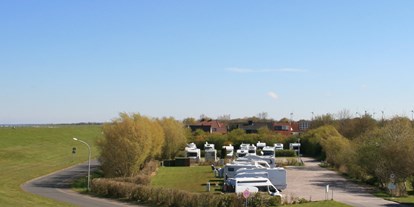 Motorhome parking space - Cuxhaven - Wohnmobilhafen Am Deich