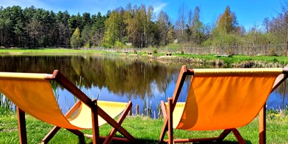 Reisemobilstellplatz - Hunde erlaubt: Hunde erlaubt - Ermland-Masuren - Kemping nad stawem Harsz/ Camping am Teich Harsz