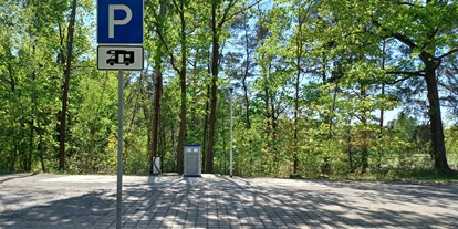 Reisemobilstellplatz - Art des Stellplatz: bei Gewässer - Seenland Oder-Spree - Sani-Station - Stellplatz auf der Insel