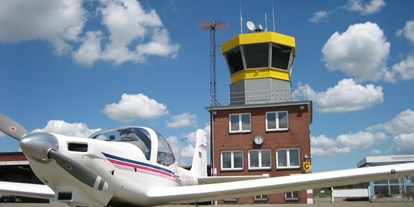 Reisemobilstellplatz - Umgebungsschwerpunkt: See - Nordseeküste - Flugplatz - Stellplätze am Flugplatz Mariensiel