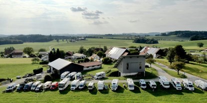 Motorhome parking space - Wohnwagen erlaubt - Bad Waldsee - Natur-Stellplatz Stall-Besen