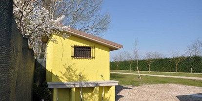 Reisemobilstellplatz - Frischwasserversorgung - Ferrara - ARIAPERTA SOSTA CAMPER