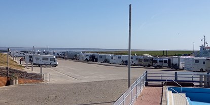 Motorhome parking space - Grauwasserentsorgung - Nordseeküste - Stellplatz an der Mole - Wohnmobilstellplatz an der Mole