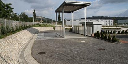 Motorhome parking space - Entsorgung Toilettenkassette - Hungary - Stellplatz Firma CARAMORE HU KFT
