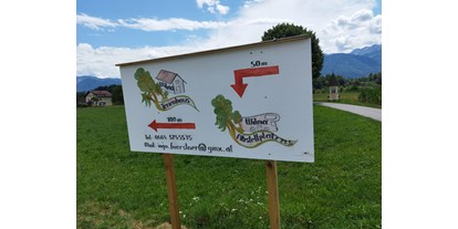 Reisemobilstellplatz - Umgebungsschwerpunkt: am Land - Kärnten - Einfahrt zum Stellplatz  - Stellplatz Wilma